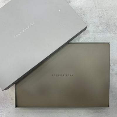 ASUS Zenbook 14 OLED Snapdragon X (X1-26100) 16 Go LPDDR5X 512 Go SSD