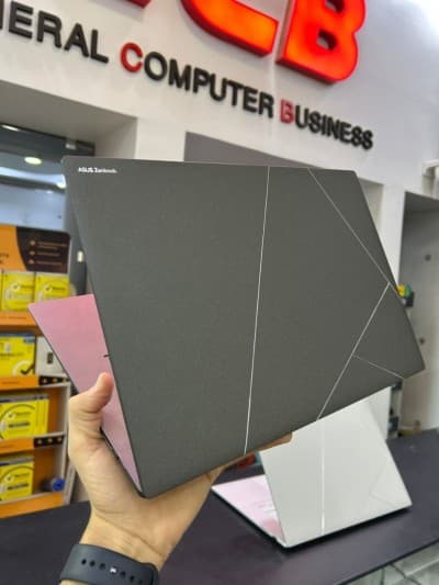 Asus ZenBook S16 UM5606w Ryzen AI 9 HX 370 RAM 32GB DDR5 1TB SSD NVME OLED ASUS Lumina 3K 120 Hz