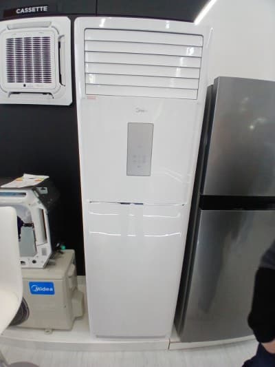 Clim Armoire Midea 60000 et 48000 et 25000 Btu Neuf
