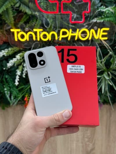 Oneplus 15 (12/256)