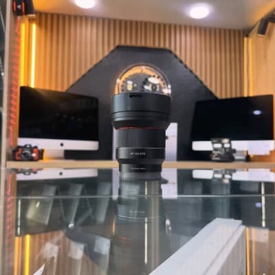 Samyang for sony 14mm f/2.8 en excellent état