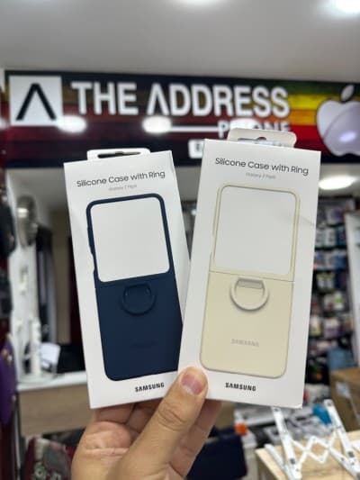 Galaxy Z Flip5 Silicone Case with Ring
