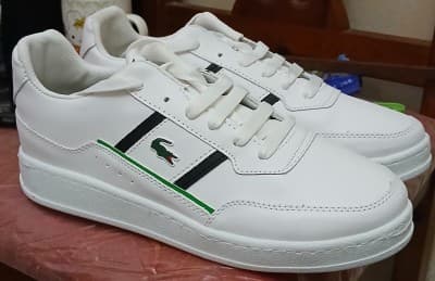 Basket Lacoste Blanche Et Neuve Jamais Utilisée. Pointure:41.