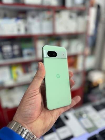 Google Pixel 8a