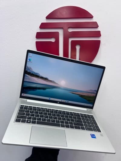 HP PROBOOK 650 G8 i7 11em RAM 16GB NVME 256GB INTEL IRIS XE