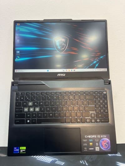MSI CYBORG 15 CPU I7 13em RAM 16gb NVME 512gb RTX 4050