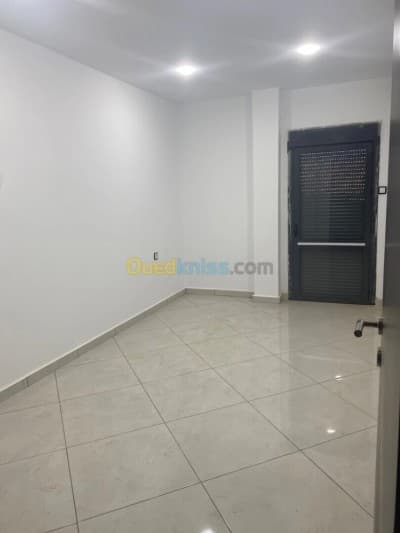 Location Appartement F3 Oran Bir el djir