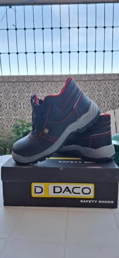 Chaussure de sécurité 43