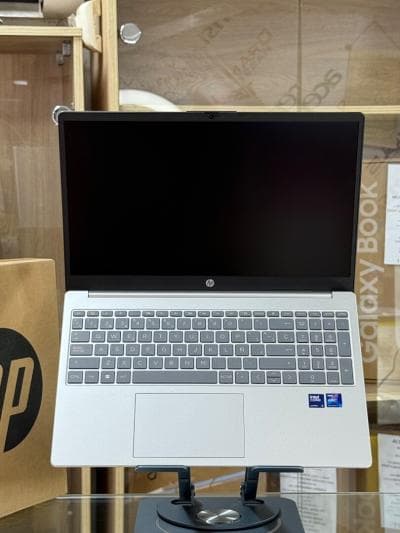 HP LAPTOP 15 FD1009NS ULTRA 5 125H 32GO 512GO SSD NEUF SOUS EMBALLAGE