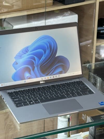 DELL LATITUDE 5440 I5 1345U 16GO 256GO SSD NVME