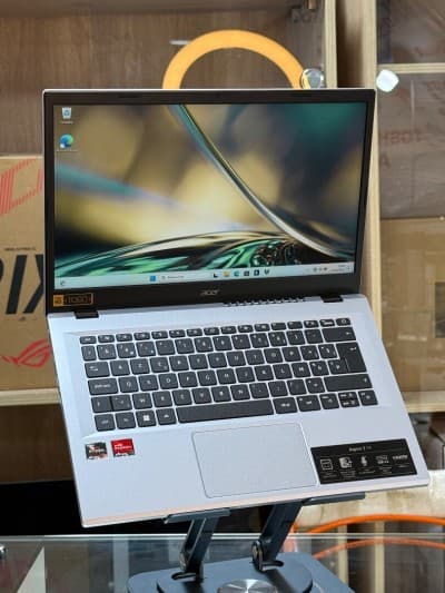 ACER ASPIRE 3 14 A314 23P AMD RYZEN 5 7520U 16GO 512GO SSD NEUF