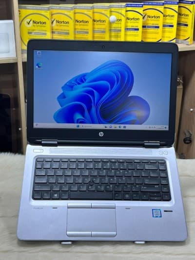 HP PROBOOK 640 G3 I5 7200U 8GO 256GO SSD ECRAN 14" FULL HD 1080P LED WINDOWS 11 ORIGINALE
