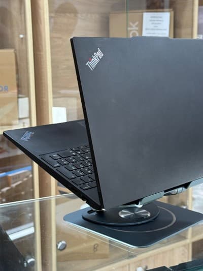LENOVO THINKPAD E16 AMD RYZEN 7 7730U 16GO 512GO SSD NVME