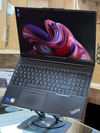 LENOVO THINKPAD E16 I7 1355U 16GO 1TO SSD NVME