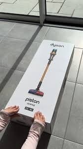Dyson V16 Piston Animal submarine