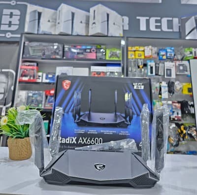 MSI RadiX AX6600 Routeur Gaming WiFi 6