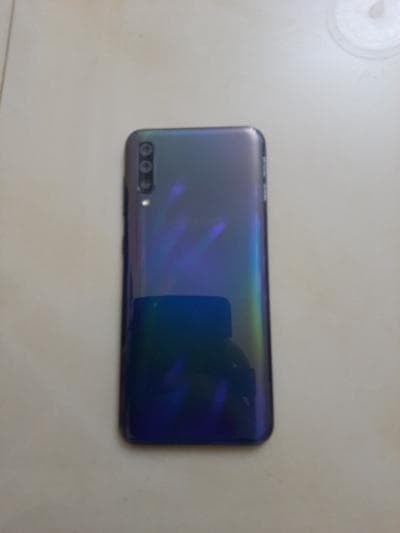Samsung A50