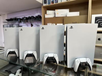 PS5 Digital et Standard