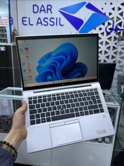 HP EliteBook 845 g8 AMD Ryzen 5 PRO 5650U 8 Go DDR4 3200 MHz 256 Go SSD M.2 PCIe NVMe