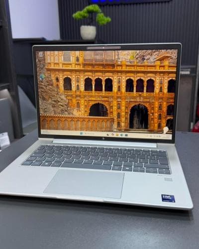 HP ELITEBOOK 640 G11 ULTRA 5 135U 16GB DDR5 512Gb SSD INTEL R GRAPHICS ECRAN 14 FHD