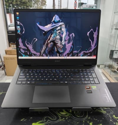 HP OMEN 17 Ryzen 7 + RTX 4060 + 32GB DDR5 17" 144Hz Puissance Gaming Pro