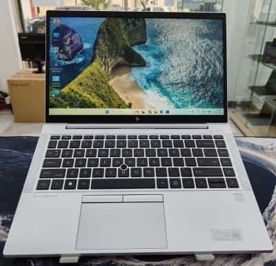 HP ELITEBOOK 845 G8 RYZEN 5 PRO 5650U 16GB 256SSD 14" TRES BON ETAT