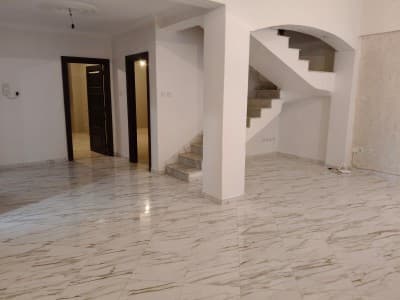 Location Appartement Niveau de villa F4 Alger El achour