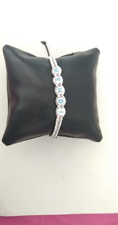 Bracelets /أساور