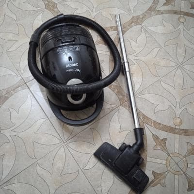 Vend aspirateur Condor 2400w