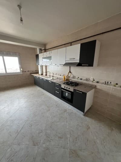Location Appartement F5 Tipaza Khemisti