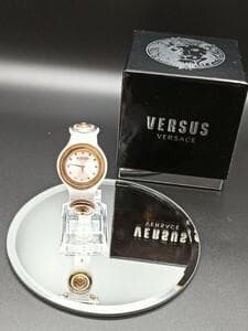 Montre femme Versace