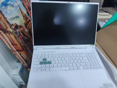 Laptop ASUS Gaming - Ryzen 7 - Rtx 5050 - RAM 16GB DDR5 - SSD 1TB NVMe - VRAM 8GB