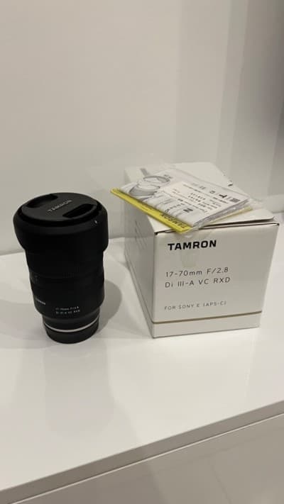 Tamron 17-70 mm F/2.8 Di III-A VC RXD
