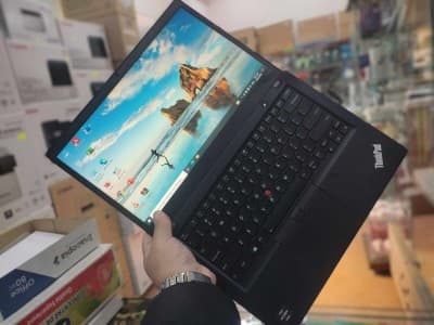Promo Lenovo T495s Rayzen 5 Avec carte Graphique Jusqu'à 2GB