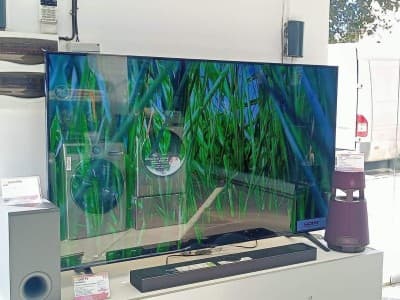 Tv LG 75 pouce uT80 uhd 4k smart avec télécommande magique