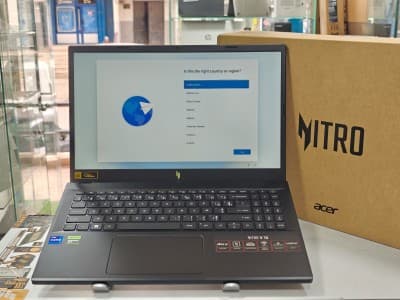 ACER NITRO V15 I7 13620H 16GB 512GB SSD RTX 4060 15,6 FHD 144HZ NEUF SOUS EMBALLAGE JAMAIS UTILISÉ