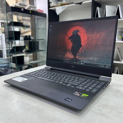 HP Victus 15 gaming 15,6 144Hz Ryzen 7 7445HS 16 Go DDR5 512 Go SSD GeForce RTX 4050 6 Go GDDR6