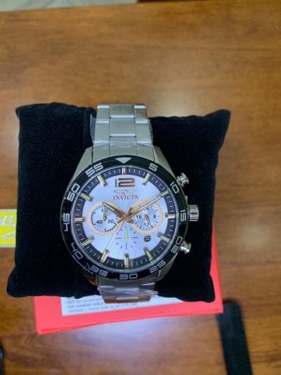 Montre Invicta Speedway Dynamite 46.5mm modèle 50178