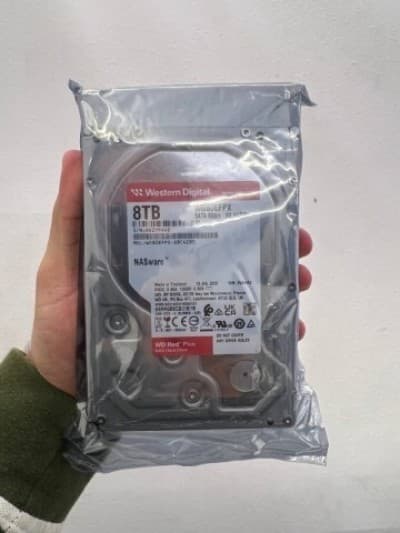 WD RED PLUS NAS WARE 8TB - DISQUE DUR HDD 3.5" - 7200 RPM - SATA 6 GB/S - 256MB CACHE - WD80EFPX