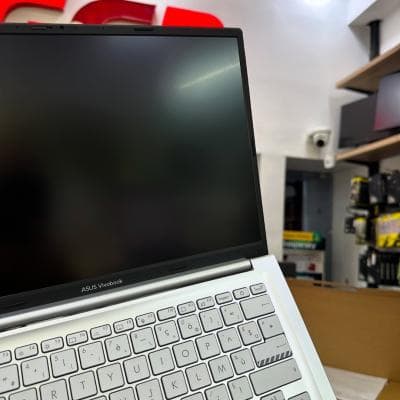 ASUS VIVOBOOK X1405V Intel Core i9-13900H 24 Mo , jusquà 5,40 GHz RAM 16GB 1TB SSD 14.0 WUXGA