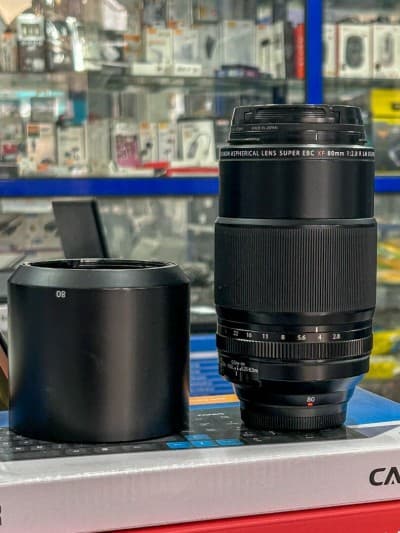 Objectif FUJIFILM XF 80mm f/2,8 R LM OIS WR MACRO