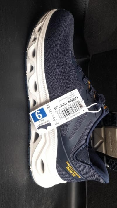 Skechers Glide Step Sneaker produit Caba USA
