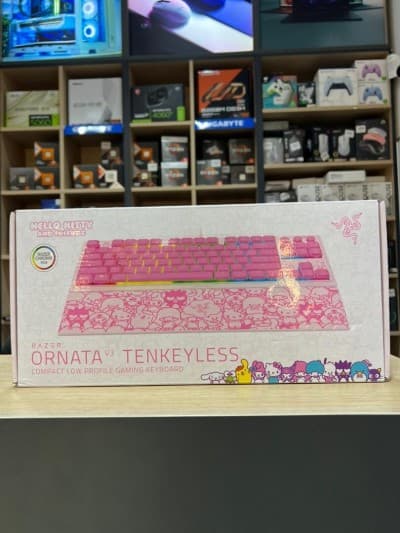 CLAVIER RAZER ORNATA V3 ( HELLO KITTY AND FRIENDS EDITION )