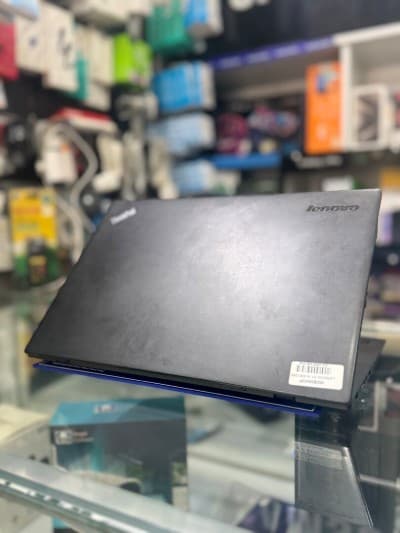 Lenovo X1 Carbon
