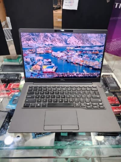 Dell لابتوب Dell خفيف للدراسة – يخدم بلا ما يعلق