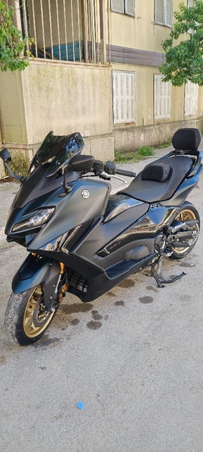 Yamaha t max 562 2022