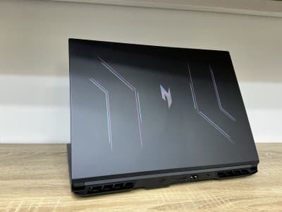 Acer NITRO SHADOW i7-14650HX RTX4060 16GB 512GN 16 165Hz