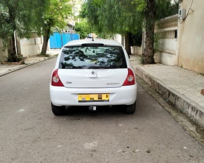 Renault Clio Campus 2015 Bay bay