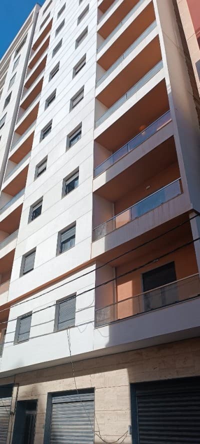 Vente Appartement Niveau de villa F4 Oran Oran