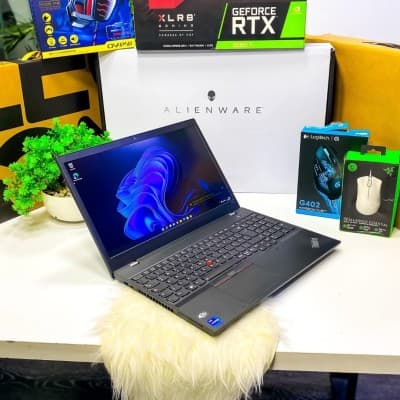 LENOVO THINKPAD P15V GEN 3/Ryzen 7 PRO 6850H/16 GB DDR5/DISK 1024 GB SSD/RTX A2000 4GB/ 15.6 pouce IPS 4K